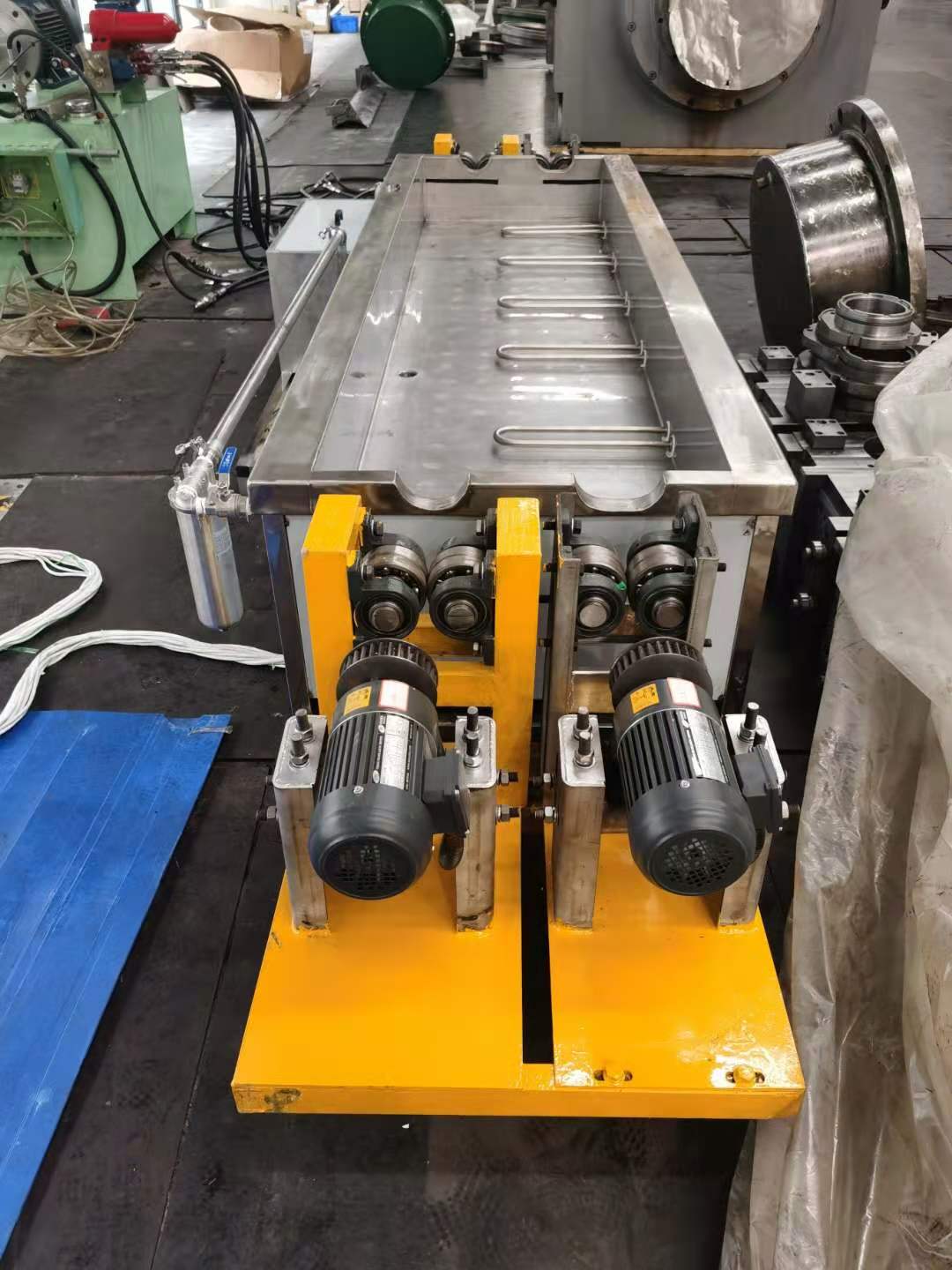 恭喜華峰鋁業(yè)重慶有限公司簽約鄭州亨亞機(jī)械有限公司 刷?清洗機(jī)